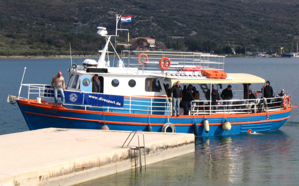 dive-center-krk-tagestour-boot-vojga