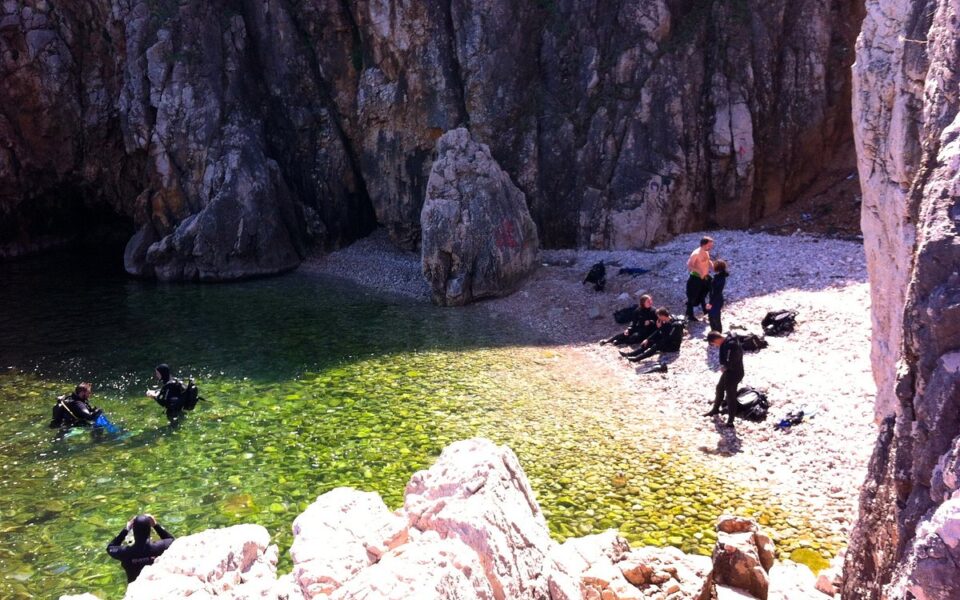 secret-beach-einer-von